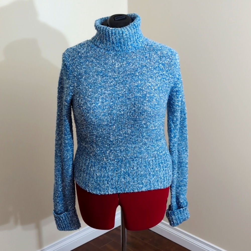 SO GSJC| Blue and White Long Sleeved Turtleneck Sweater Cuffed Sleeves